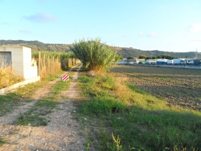 terreno edificabile in vendita a Monteprandone in zona Centobuchi