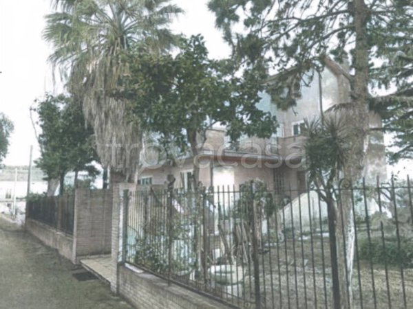 locale commerciale in vendita a Monteprandone