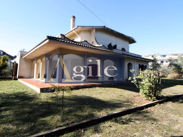 casa indipendente in vendita a Monteprandone in zona Centobuchi