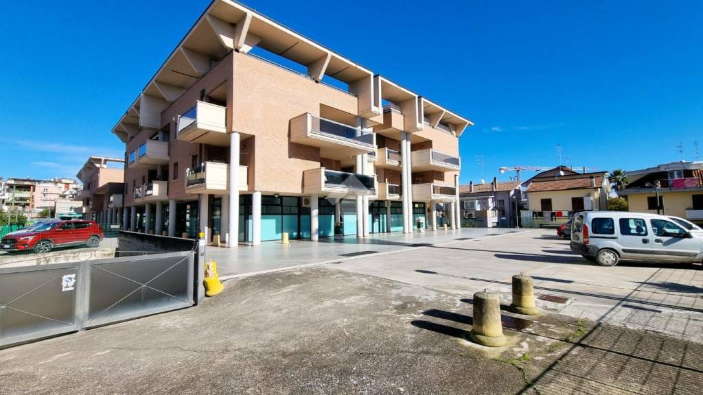 appartamento in vendita a Monteprandone in zona Centobuchi