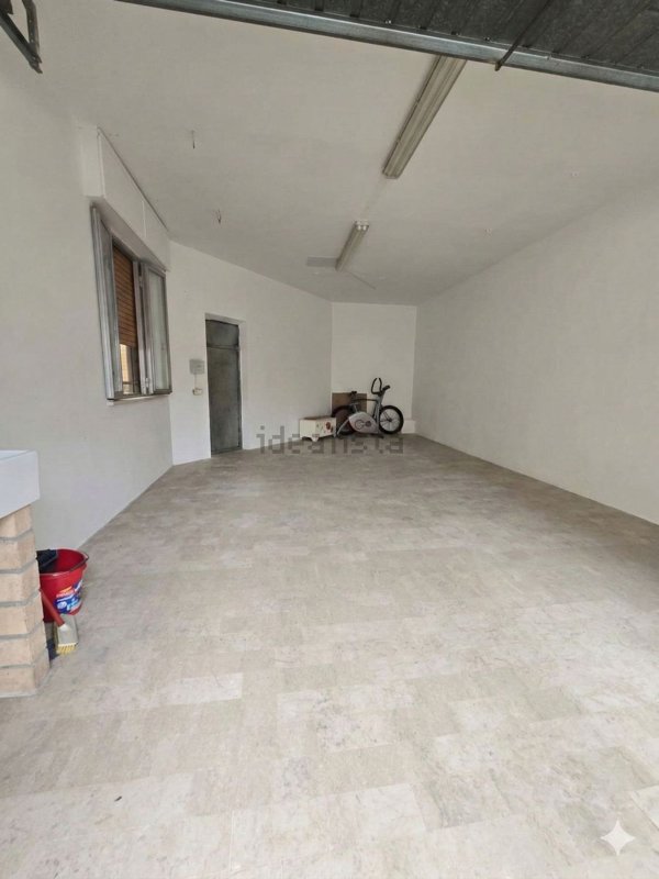 box auto in vendita a Monteprandone in zona Centobuchi
