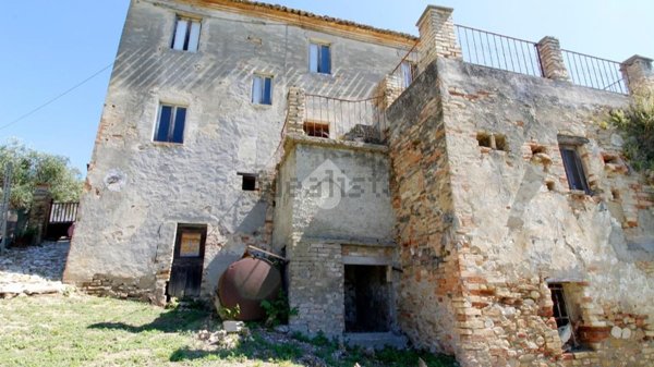 pentavano in vendita a Monteprandone