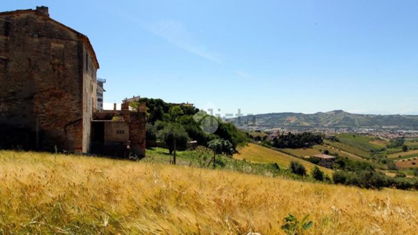 pentavano in vendita a Monteprandone