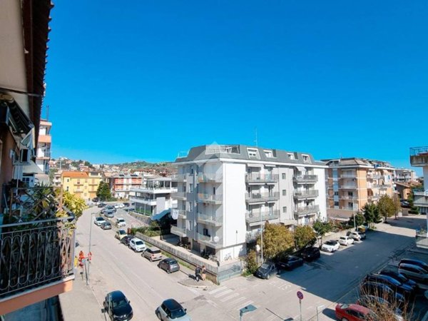 appartamento in vendita a Monteprandone in zona Centobuchi