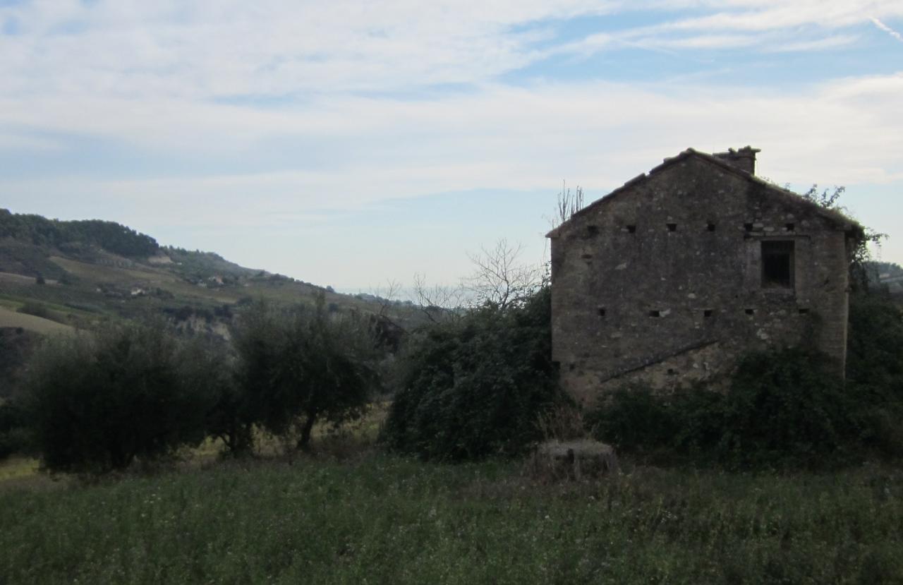 casale in vendita a Monteprandone