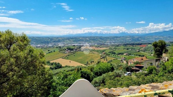appartamento in vendita a Monteprandone in zona Centobuchi