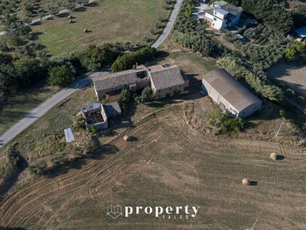 casa indipendente in vendita a Monteprandone in zona Centobuchi