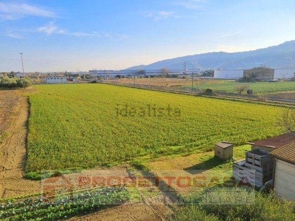 casa indipendente in vendita a Monteprandone in zona Centobuchi