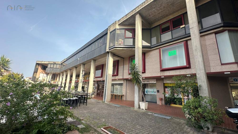 ufficio in vendita a Monteprandone in zona Centobuchi