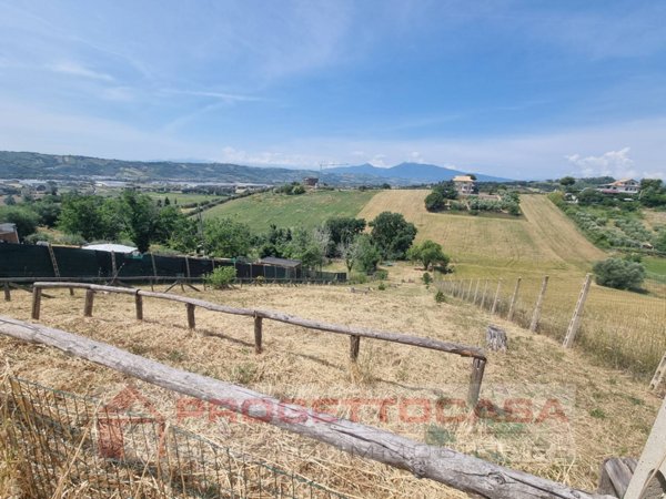 casa indipendente in vendita a Monteprandone