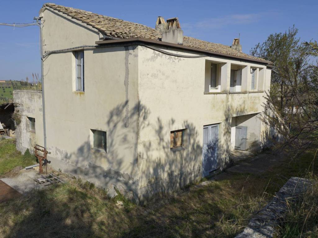 casa indipendente in vendita ad Offida