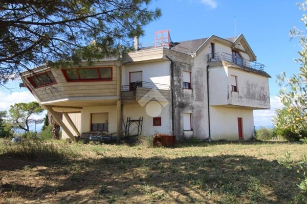 casa indipendente in vendita ad Offida in zona Borgo Miriam