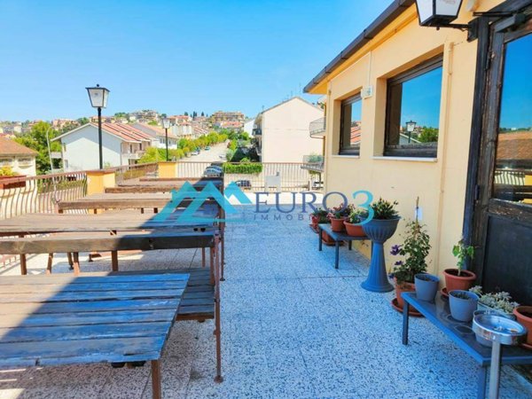 locale di sgombero in vendita ad Offida