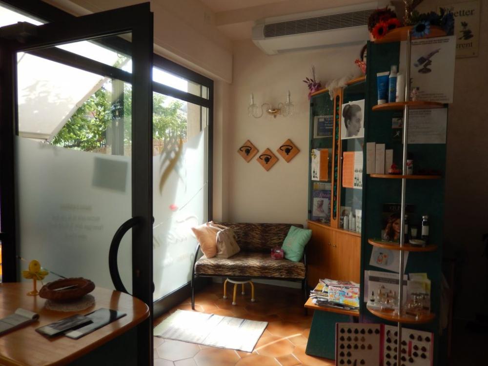 locale commerciale in vendita ad Offida