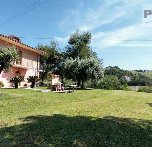 casa indipendente in vendita ad Offida