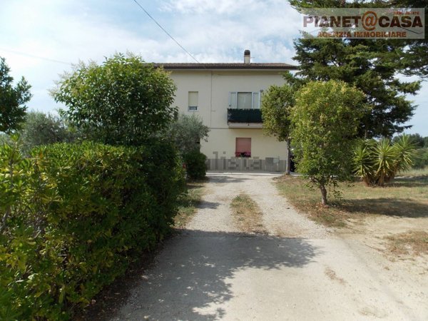 casa indipendente in vendita ad Offida