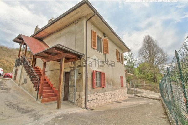 casa indipendente in vendita ad Offida