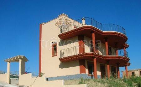 casa indipendente in vendita ad Offida