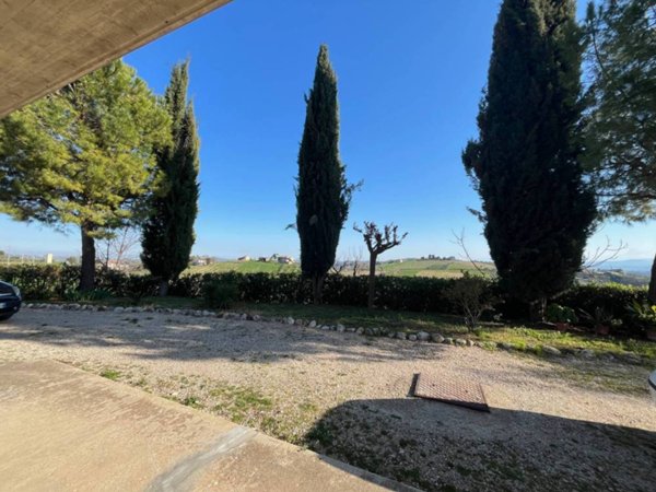 casa indipendente in vendita ad Offida