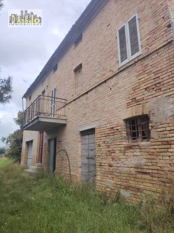 casa indipendente in vendita ad Offida