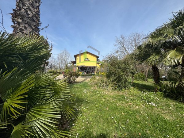 casa indipendente in vendita ad Offida
