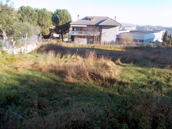 terreno edificabile in vendita ad Offida