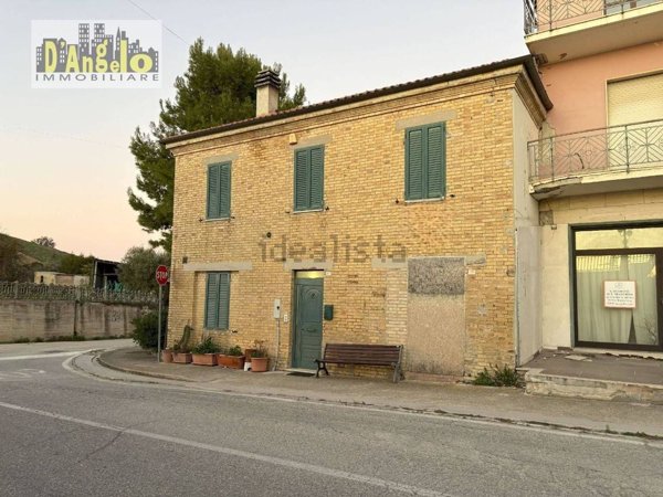 casa indipendente in vendita ad Offida in zona Borgo Miriam