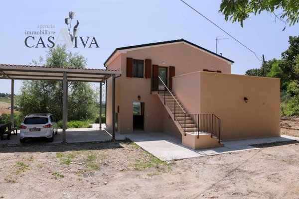 casa indipendente in vendita ad Offida in zona Borgo Miriam