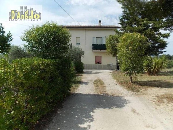 casa indipendente in vendita ad Offida