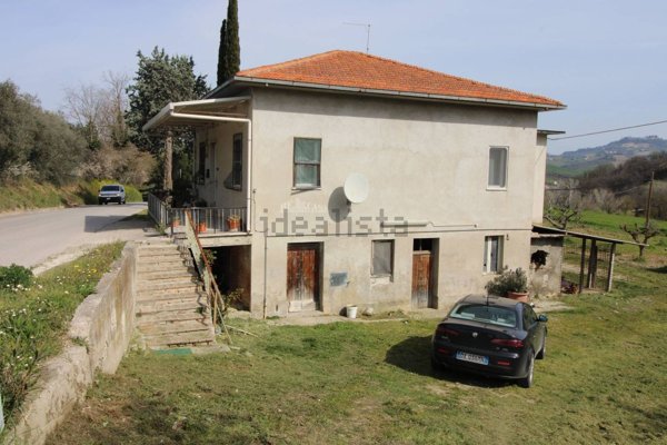 casa indipendente in vendita ad Offida