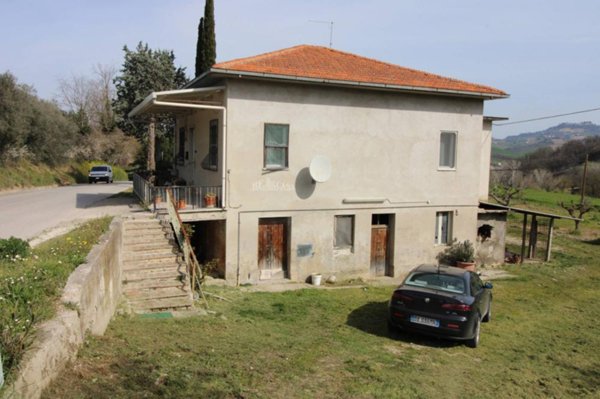 casa indipendente in vendita ad Offida