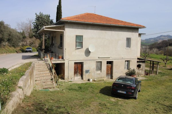 casa indipendente in vendita ad Offida
