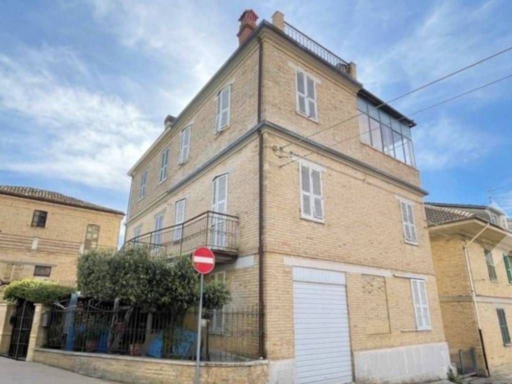 casa indipendente in vendita ad Offida