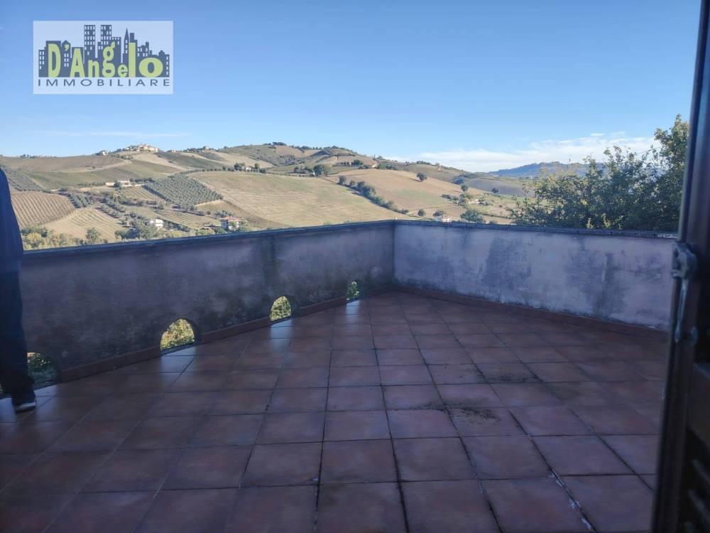 casa indipendente in vendita ad Offida