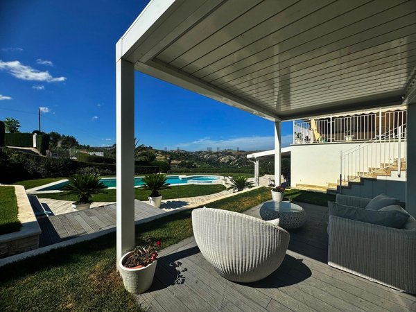 casa indipendente in vendita ad Offida