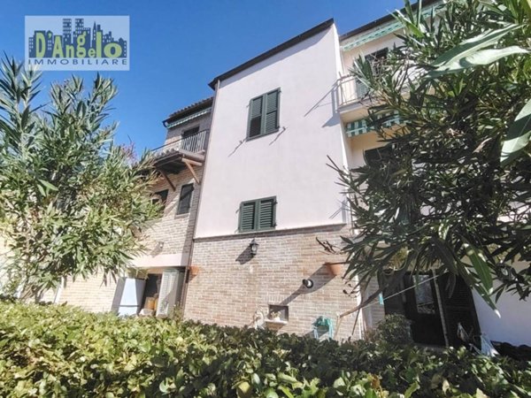 casa indipendente in vendita ad Offida
