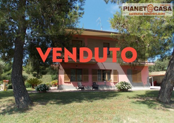 casa indipendente in vendita ad Offida