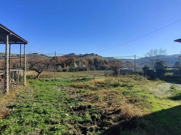 casa indipendente in vendita ad Offida