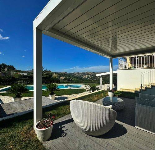 casa indipendente in vendita ad Offida