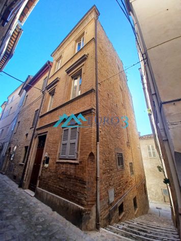 casa indipendente in vendita ad Offida