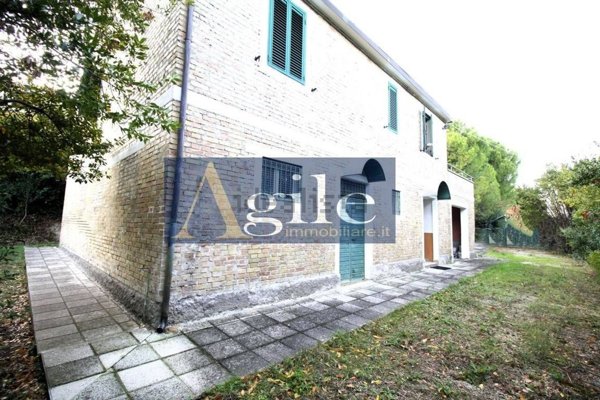 casa indipendente in vendita ad Offida