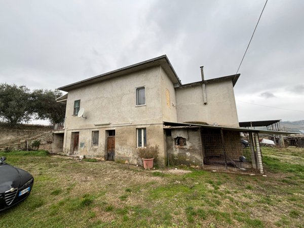 casa indipendente in vendita ad Offida
