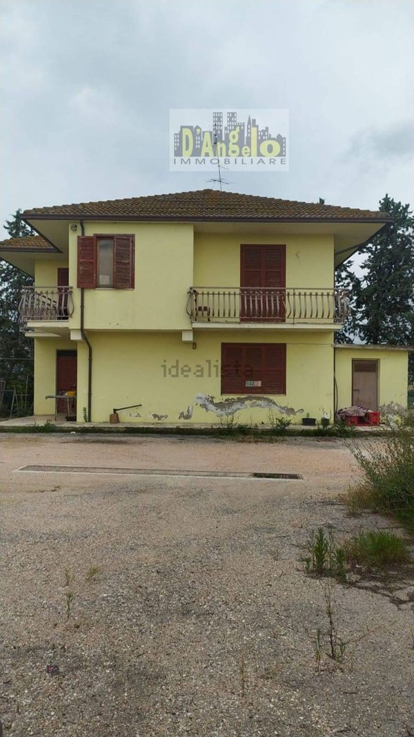 casa indipendente in vendita ad Offida