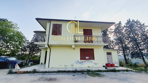 casa indipendente in vendita ad Offida