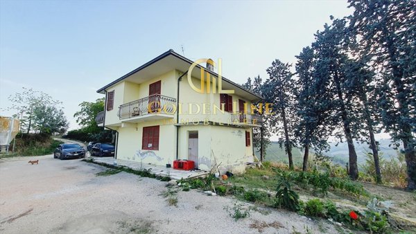 casa indipendente in vendita ad Offida