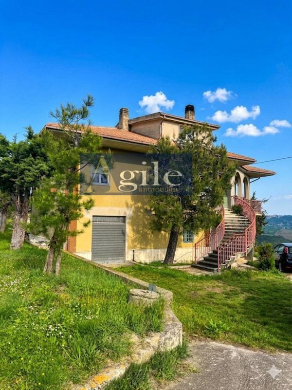 casa indipendente in vendita ad Offida