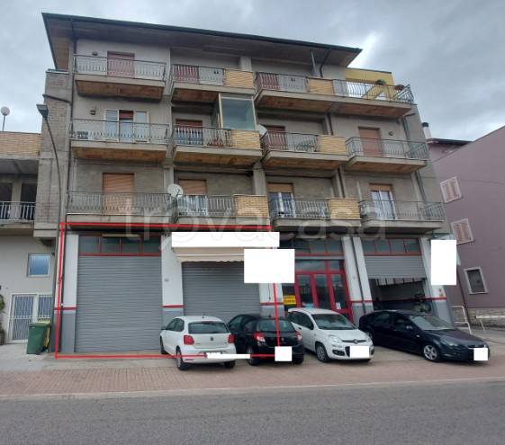 negozio in vendita ad Offida