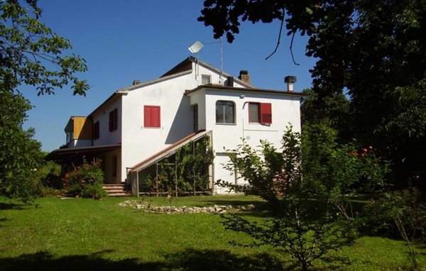 casa indipendente in vendita ad Offida in zona San Barnaba