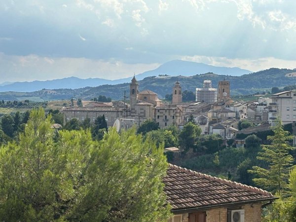 appartamento in vendita ad Offida in zona San Barnaba