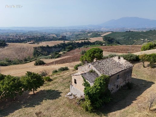casale in vendita ad Offida in zona San Barnaba